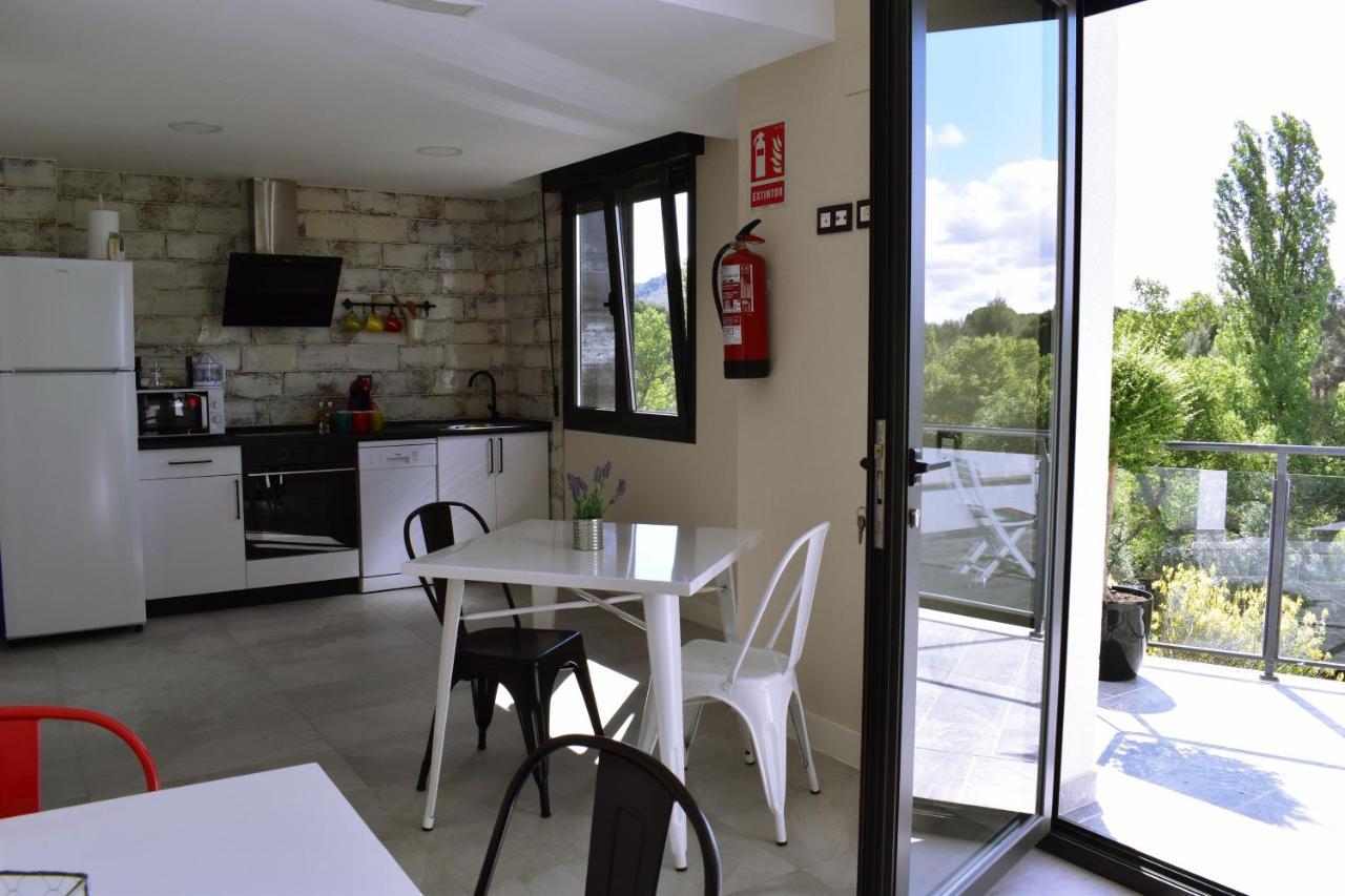 Albergue Hosting Duero Pesquera de Duero Bagian luar foto